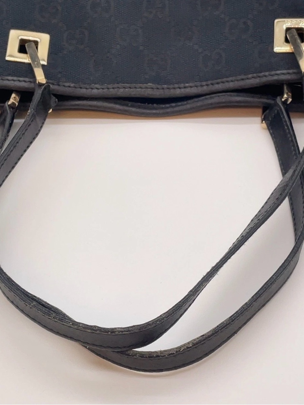 Gucci GG Canvas Leather Black Tote
Shoulder Bag - Picture 6 of 10
